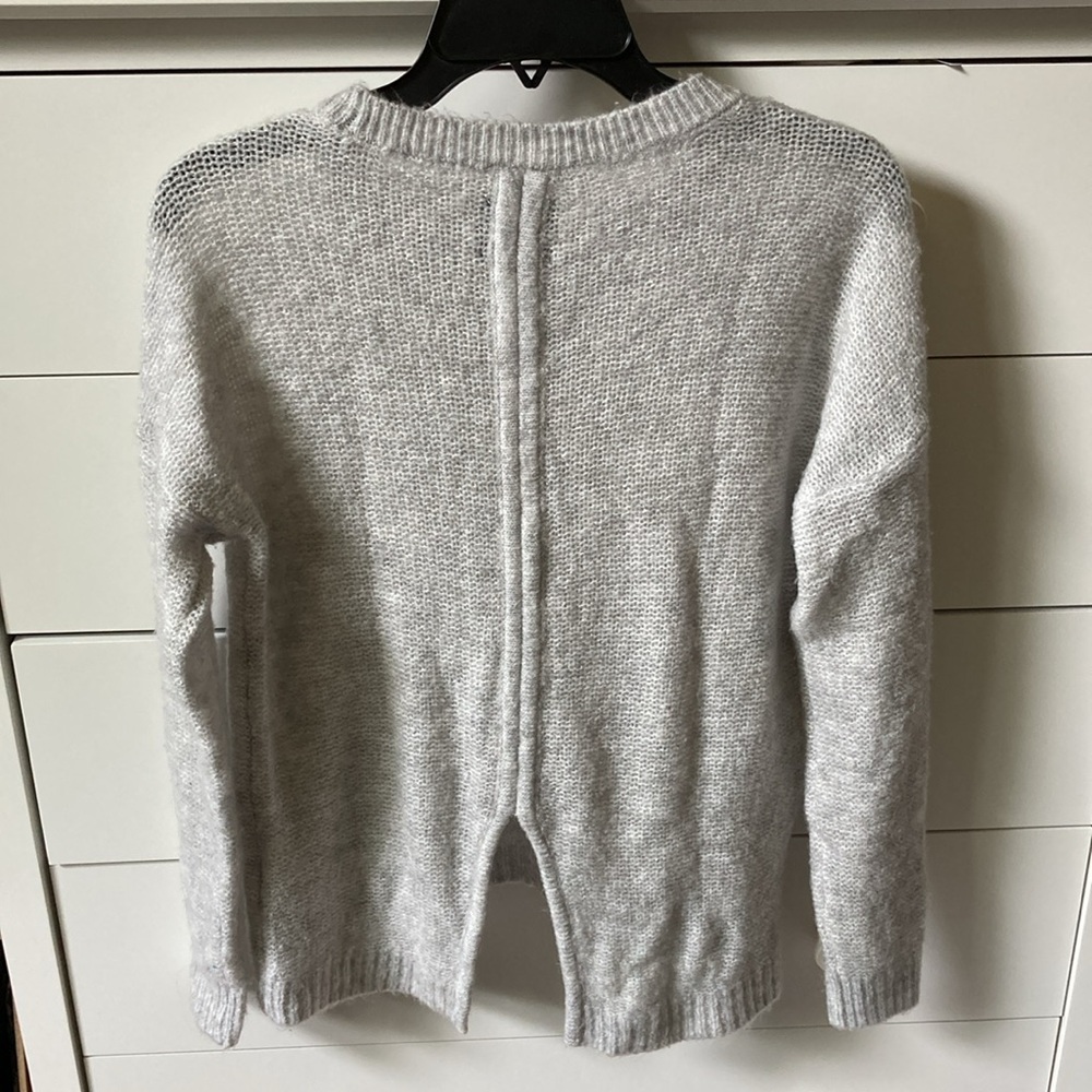 Abercrombie & Fitch Size Xs Gray Split Back Sweat… - image 4